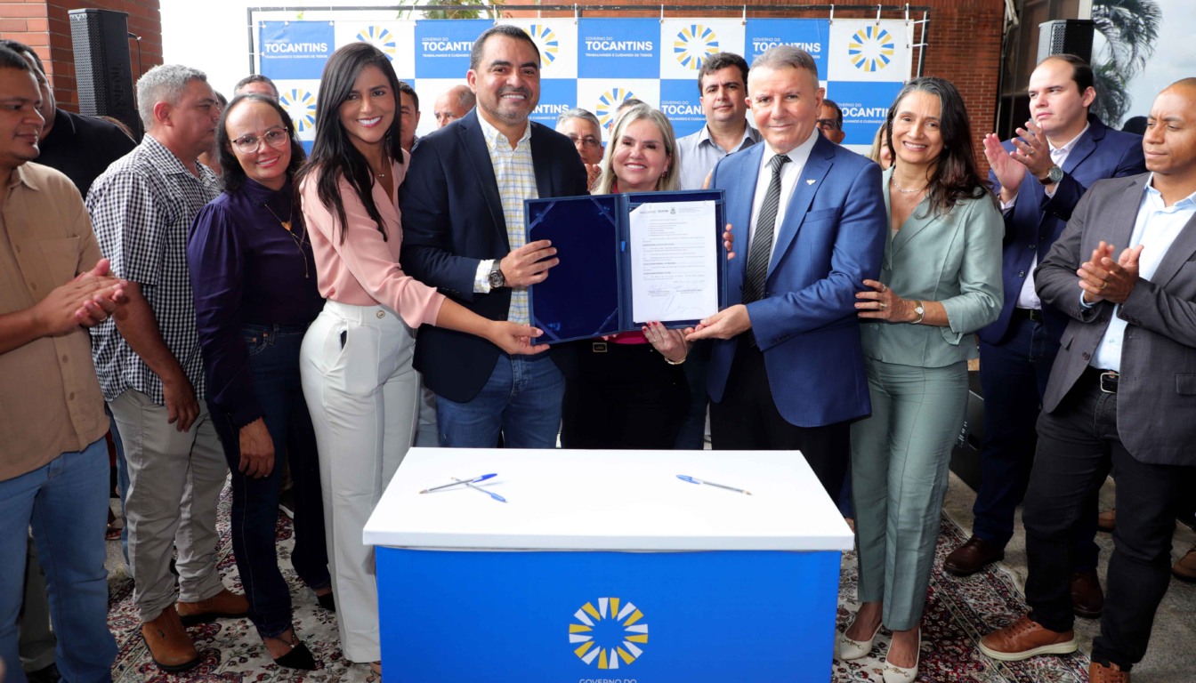 F1-Governador-Wanderlei-Barbosa-entrega-19-caminhonetes-para-fortalecer-a-rede-de-assistencia-social-em-municipios-tocantinenses-ft-Aldemar-Ribeiro